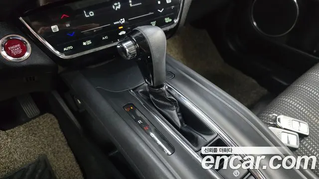 HONDA HR-V 2016 — 98 583 км, белый, Корея — под ключ — фото 9