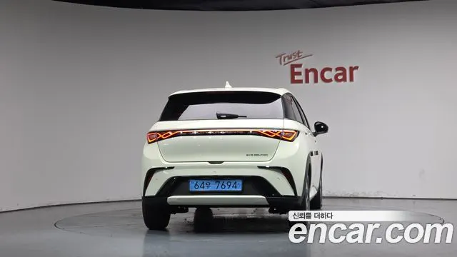 BYD DOLPHIN 2026 — 1 732 км, белый-перламутр, Корея — под ключ — фото 4