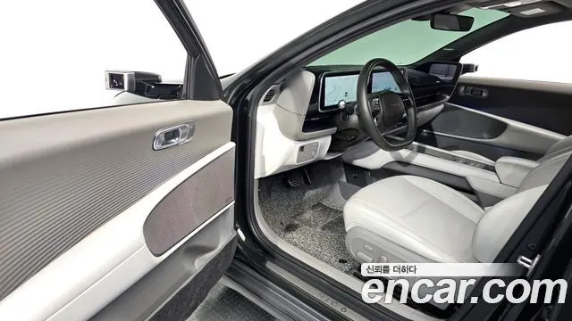 HYUNDAI IONIQ 6 2023 — 72 739 км, тёмно-зелёный, Корея — под ключ — фото 10