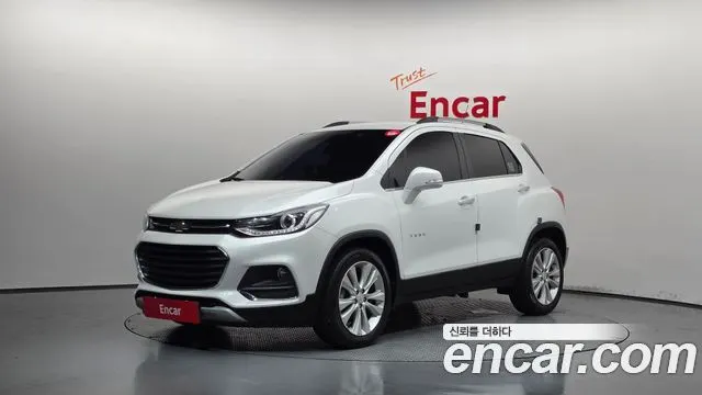 CHEVROLET TRAX 2019 — 92 578 км, белый, Корея — под ключ — фото 1