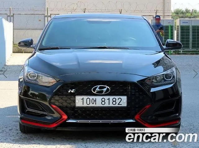 HYUNDAI VELOSTER 2019 — 116 605 км, чёрный, Корея — под ключ — фото 2
