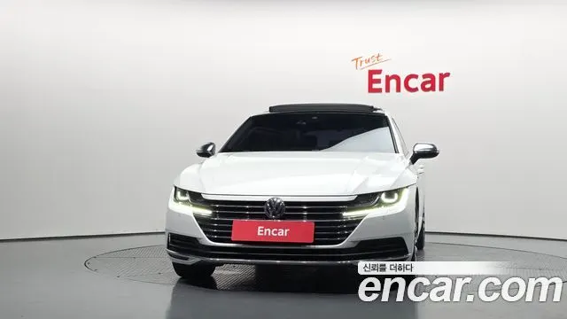 VOLKSWAGEN ARTEON 2019 — 101 646 км, белый, Корея — под ключ — фото 3