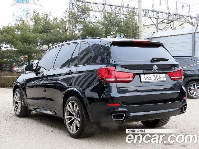 BMW X5 2015 — 112 126 км, чёрный, Корея — под ключ — фото 3