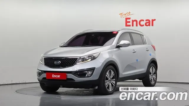 KIA SPORTAGE R 2015 — 135 951 км, серебристый, Корея — под ключ — фото 1