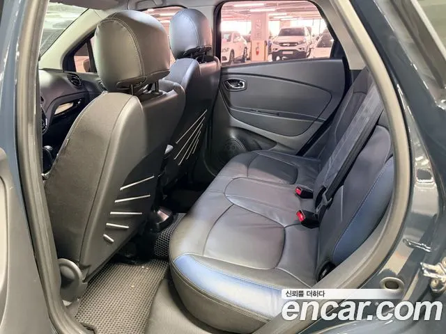 RENAULT KOREA QM3 2016 — 166 000 км, синий, Корея — под ключ — фото 6