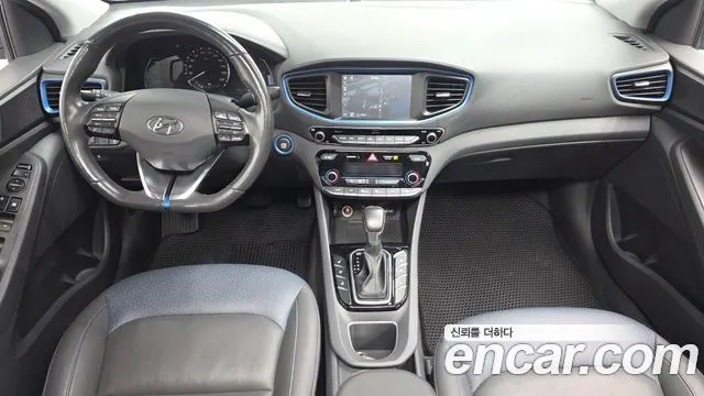 HYUNDAI IONIQ HYBRID 2016 — 46 203 км, серебристый, Корея — под ключ — фото 7