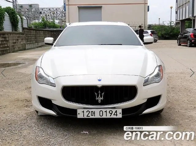 MASERATI QUATTROPORTE 2015 — 133 921 км, Корея — под ключ — фото 1
