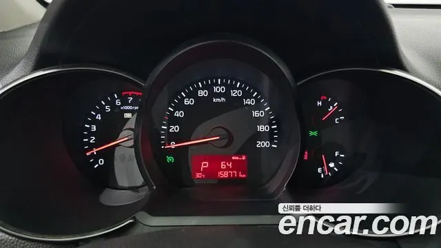 KIA MORNING 2016 — 158 771 км, белый-перламутр, Корея — под ключ — фото 8