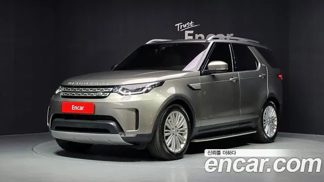 LAND ROVER DISCOVERY 5 2018 — 150 102 км, светло-золотистый, Корея — под ключ — фото 1