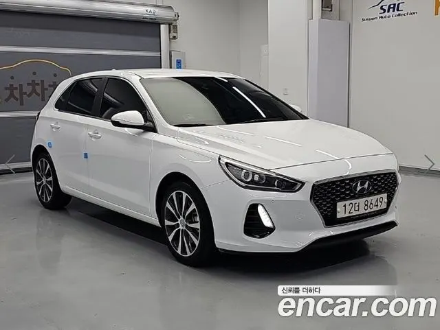 HYUNDAI I30 2018 — 115 839 км, белый, Корея — под ключ — фото 4