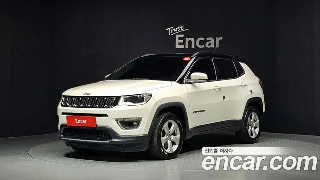 JEEP COMPASS 2019 — 90 410 км, белый, Корея — под ключ — фото 1