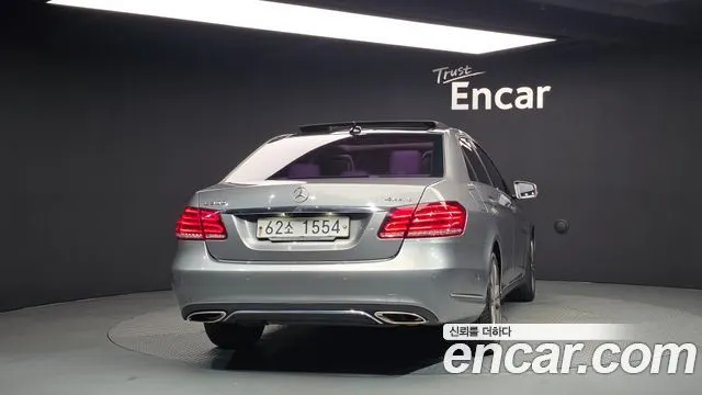 MERCEDES-BENZ E-CLASS W212 2015 — 202 225 км, серебристо-серый, Корея — под ключ — фото 4