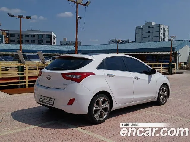 HYUNDAI I30 2012 — 152 000 км, белый, Корея — под ключ — фото 4