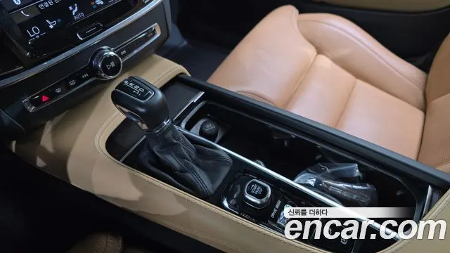 VOLVO V90 CROSS COUNTRY 2019 — 98 073 км, серый, Корея — под ключ — фото 9