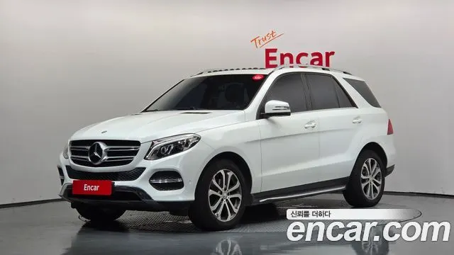 MERCEDES-BENZ GLE-CLASS W166 2016 — 85 560 км, белый, Корея — под ключ — фото 1