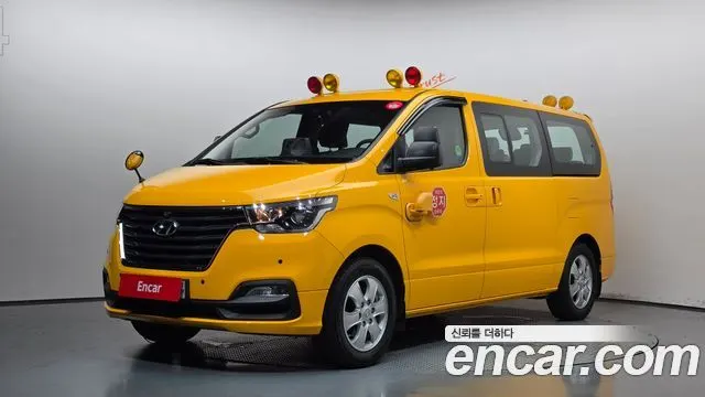 HYUNDAI GRAND STAREX 2021 — 40 521 км, жёлтый, Корея — под ключ — фото 1