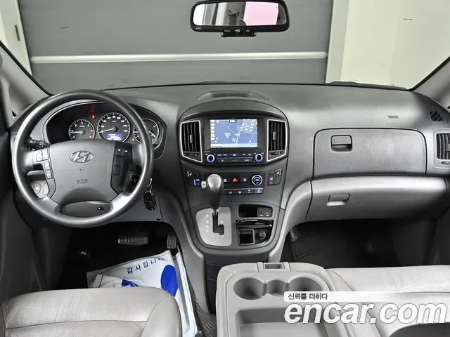 HYUNDAI GRAND STAREX 2019 — 94 895 км, серебристый, Корея — под ключ — фото 7