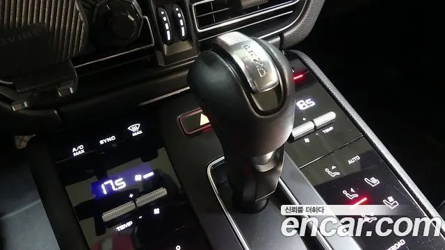 PORSCHE MACAN 2023 — 25 000 км, серебристо-серый, Корея — под ключ — фото 9