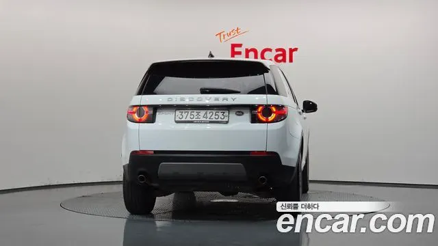 LAND ROVER DISCOVERY SPORT 2019 — 104 711 км, белый, Корея — под ключ — фото 4