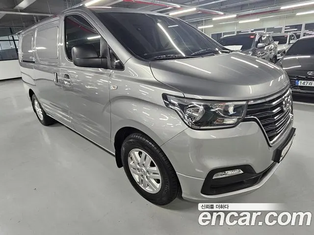 HYUNDAI GRAND STAREX 2020 — 152 473 км, серебристо-серый, Корея — под ключ — фото 2