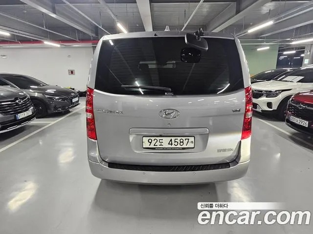 HYUNDAI GRAND STAREX 2020 — 152 473 км, серебристо-серый, Корея — под ключ — фото 5
