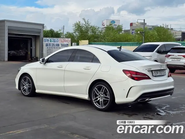 MERCEDES-BENZ CLA-CLASS C117 2018 — 106 000 км, белый, Корея — под ключ — фото 2