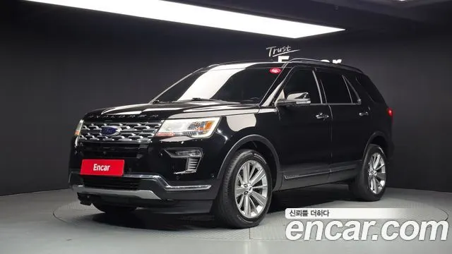 FORD EXPLORER 2019 — 141 321 км, чёрный, Корея — под ключ — фото 1