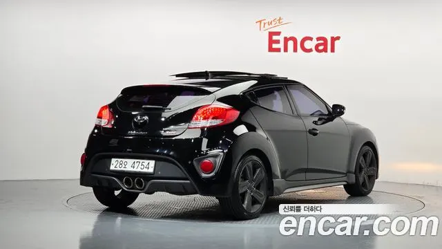 HYUNDAI VELOSTER 2014 — 202 992 км, чёрный, Корея — под ключ — фото 2