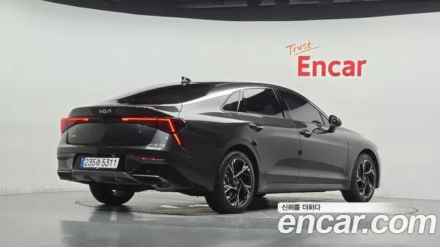 KIA K5 — из Кореи под ключ