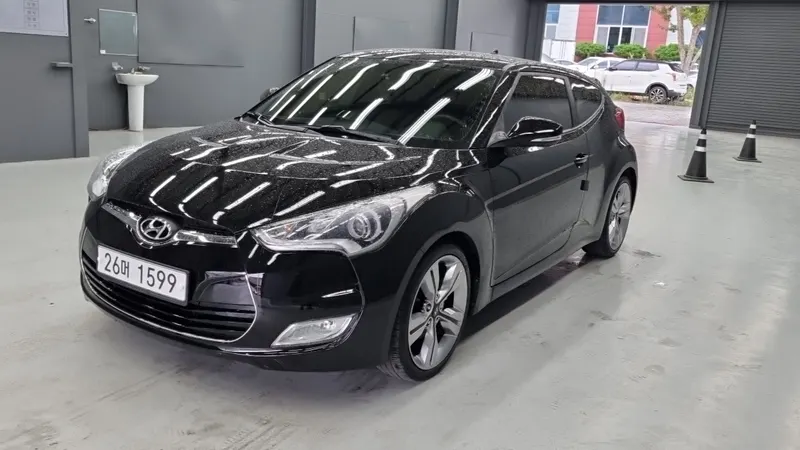 HYUNDAI VELOSTER — из Кореи под ключ
