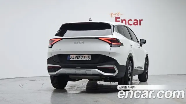KIA SPORTAGE 2022 — 107 254 км, белый, Корея — под ключ — фото 4