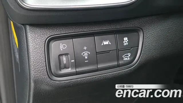 HYUNDAI SANTA FE 2019 — 110 900 км, серый, Корея — под ключ — фото 12