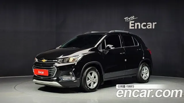 CHEVROLET TRAX 2019 — 66 597 км, чёрный, Корея — под ключ — фото 1