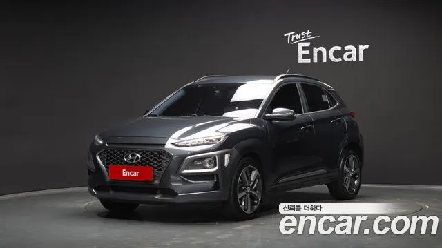 HYUNDAI KONA 2018 — 137 050 км, чёрный, Корея — под ключ — фото 1