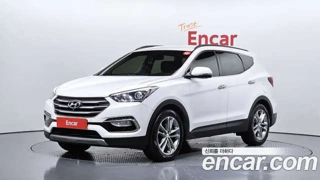 HYUNDAI SANTA FE 2016 — 130 052 км, белый, Корея — под ключ — фото 1