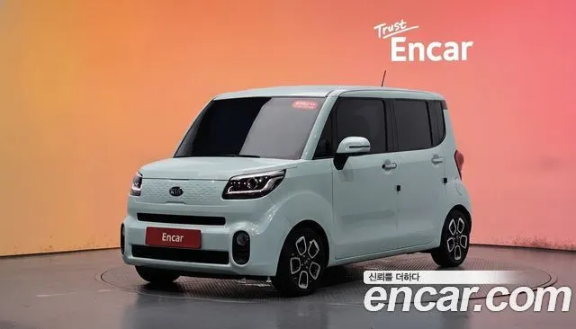 KIA RAY 2018 — 122 904 км, светло-серебристый, Корея — под ключ — фото 2