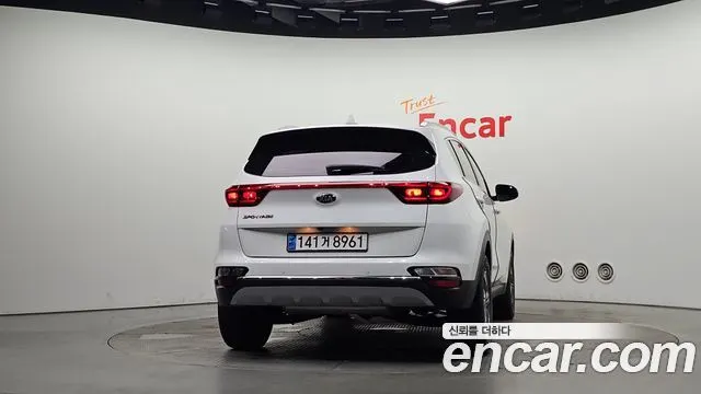 KIA SPORTAGE THE BOLD 2019 — 73 553 км, белый, Корея — под ключ — фото 4