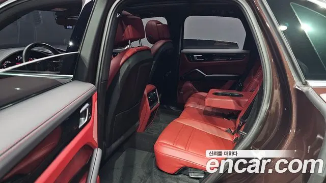 PORSCHE CAYENNE 2019 — 76 854 км, коричневый, Корея — под ключ — фото 12
