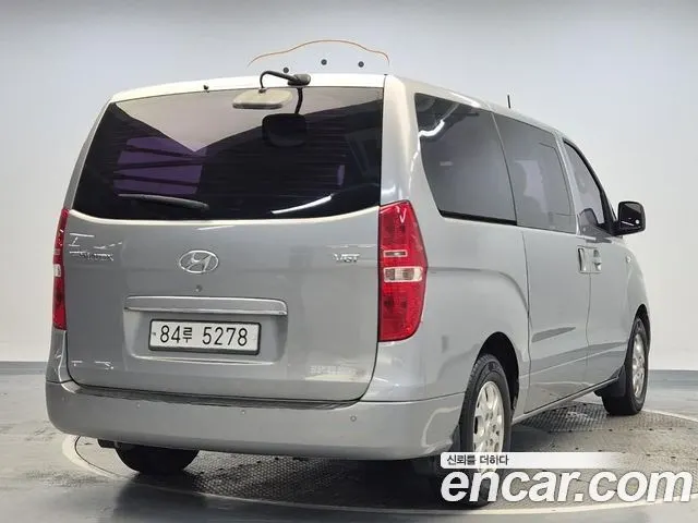 HYUNDAI GRAND STAREX 2016 — 156 828 км, серебристый, Корея — под ключ — фото 3