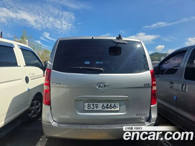 HYUNDAI GRAND STAREX 2012 — 131 548 км, серебристый, Корея — под ключ — фото 4