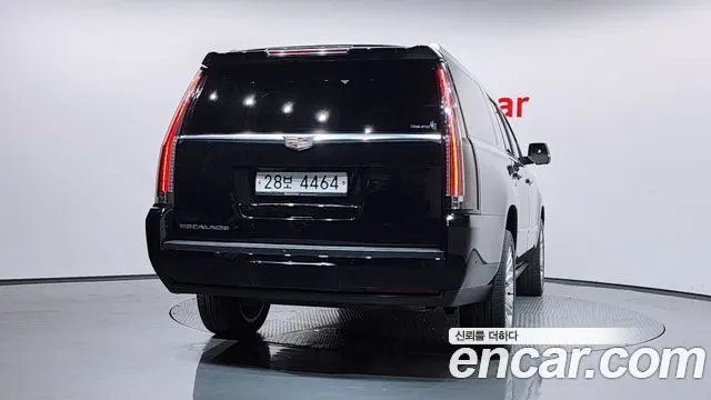 CADILLAC ESCALADE 2017 — 114 698 км, чёрный, Корея — под ключ — фото 4