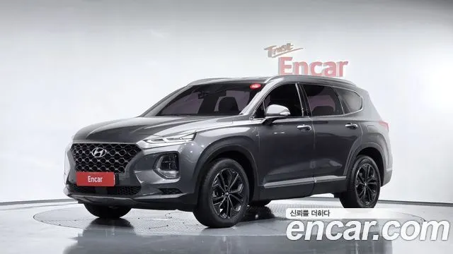 HYUNDAI SANTA FE 2019 — 125 015 км, серый, Корея — под ключ — фото 1