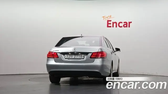 MERCEDES-BENZ E-CLASS W212 2014 — 141 148 км, серебристый, Корея — под ключ — фото 4