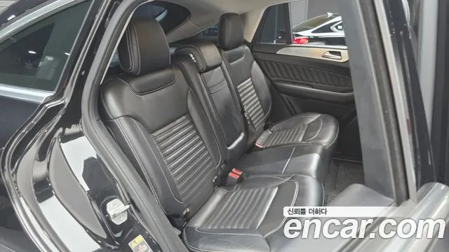 MERCEDES-BENZ GLE-CLASS W166 2017 — 58 875 км, чёрный, Корея — под ключ — фото 12