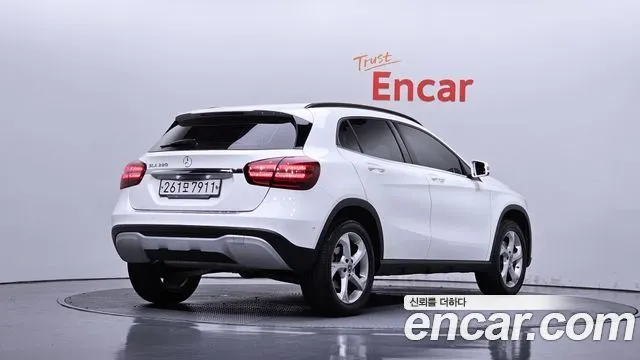 MERCEDES-BENZ GLA-CLASS X156 2019 — 90 637 км, белый, Корея — под ключ — фото 2