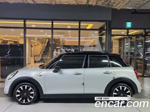 MINI COOPER S 2021 — 55 000 км, белый, Корея — под ключ — фото 3