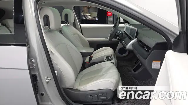 HYUNDAI IONIQ 5 2024 — 63 987 км, серебристо-серый, Корея — под ключ — фото 11