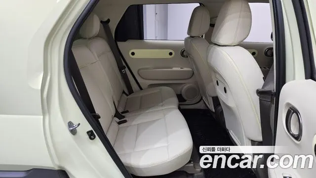 HYUNDAI CASPER ELECTRIC 2026 — 10 580 км, белый-перламутр, Корея — под ключ — фото 11