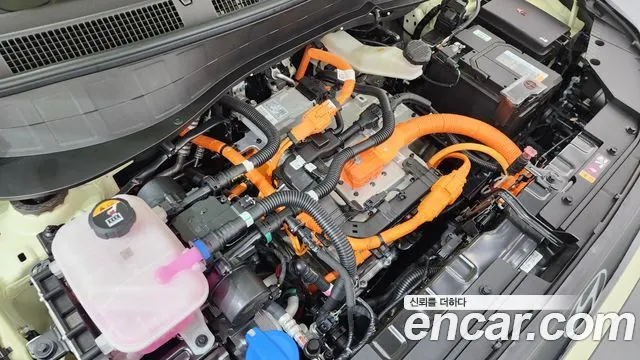 HYUNDAI CASPER ELECTRIC 2026 — 10 580 км, белый-перламутр, Корея — под ключ — фото 6