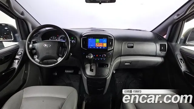 HYUNDAI GRAND STAREX 2019 — 130 838 км, серебристый, Корея — под ключ — фото 7